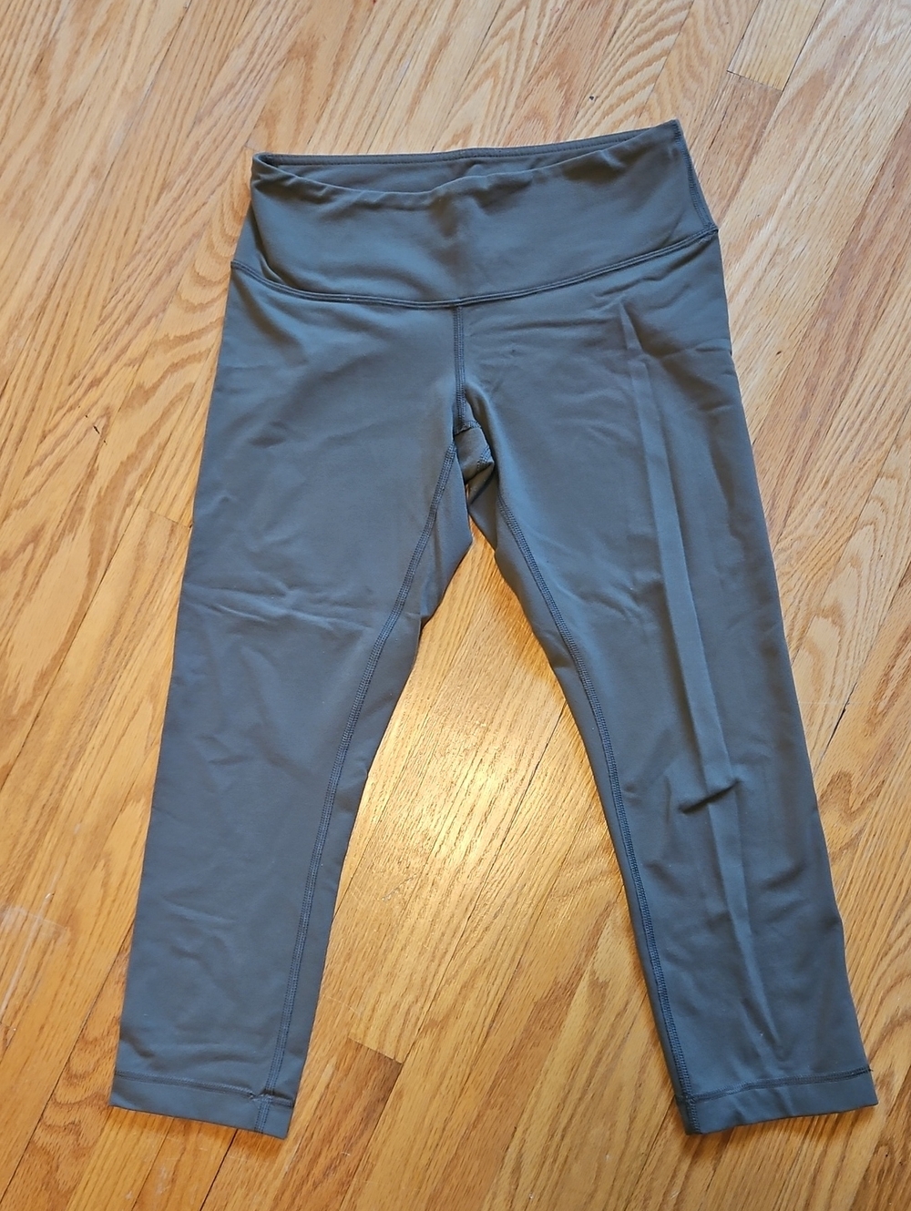 Lululemon 3/4 Length Leggings